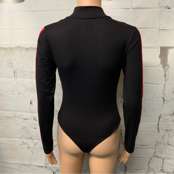 Zip Up Long Sleeved Bodysuit - Picture 3 of 6
